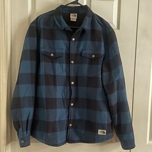 EUC mens North Face fleece lined button up